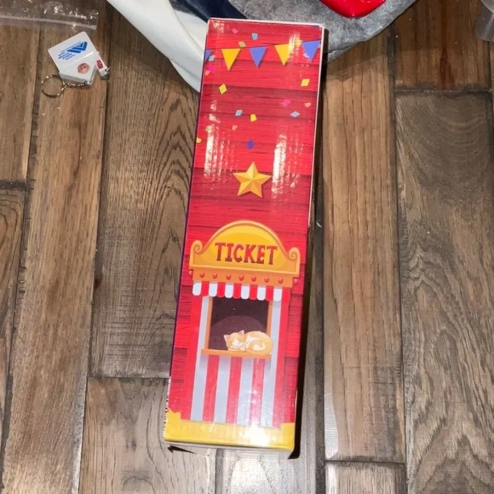 Cat Scratching Playhouse COUNTY FAIR New In Box with catnip